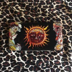 Sublime sun clutch wallet